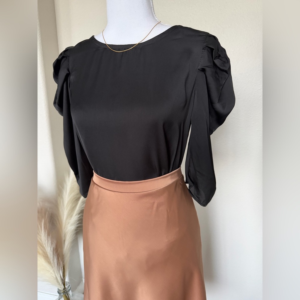 NWT Ces Femme - Black Princess Sleeve Blouse - 2 - Picture 4 of 17